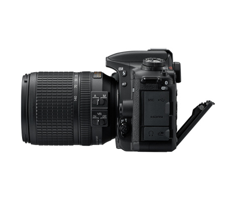 Nikon D7500 + 18-140mm VR czarny