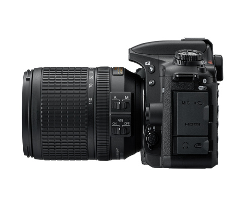 Nikon D7500 + 18-140mm VR czarny